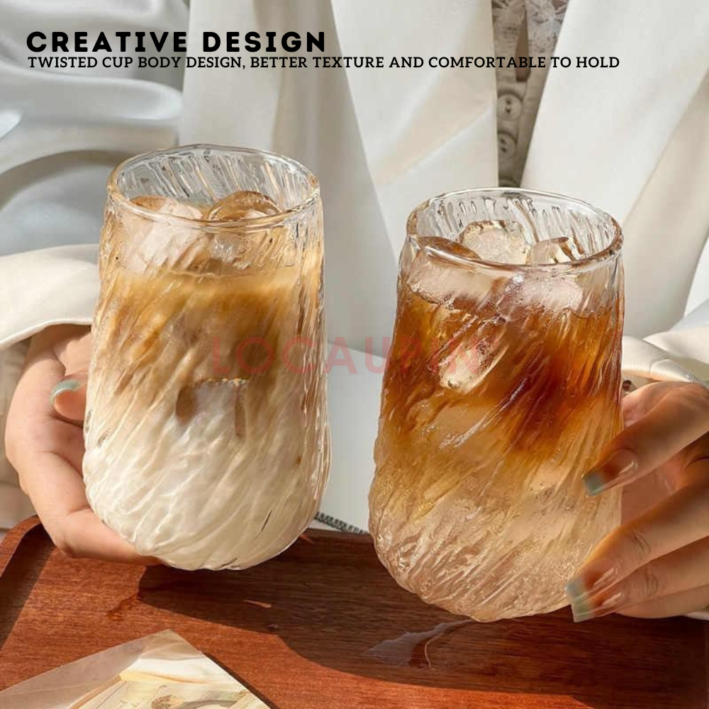 Locaupin 2 Pieces Borosilicate Glass Twisted Drinking Cup with 2 Straw and 1 Brush Textured Glassware Hot and Cold Resistant Mug