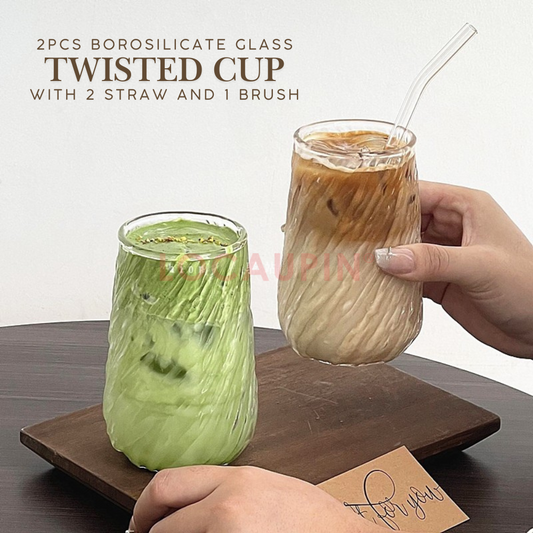 Locaupin 2 Pieces Borosilicate Glass Twisted Drinking Cup with 2 Straw and 1 Brush Textured Glassware Hot and Cold Resistant Mug