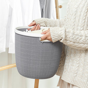 Locaupin Japanese Style Hand Held Clothes Sundry Laundry Round Washing Basket Textured Design Plastic Storage Organizer For Toys Cosmetics (Medium)